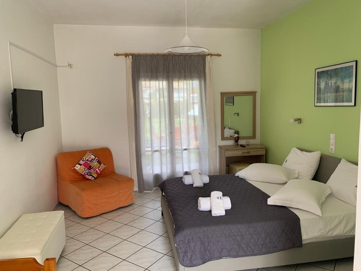 Eleftheria Studios And Apartments Acharavi  Zewnętrze zdjęcie